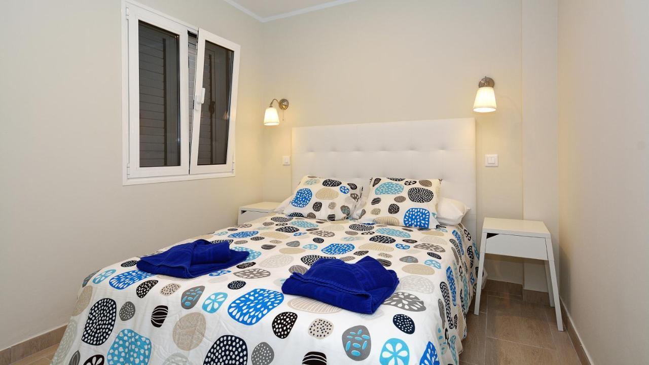 Apartments Du Solei Central Location Old Town By Pvl 卡门港 外观 照片